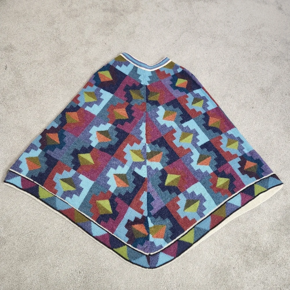 Geometric Patterned Multicolor Poncho Size Large - Picture 2 of 12